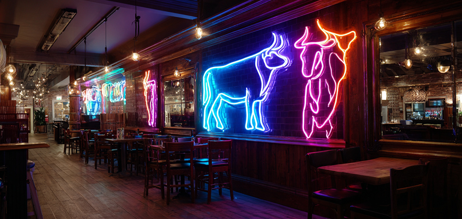 Energy-efficient LED neon bar signs for pubs